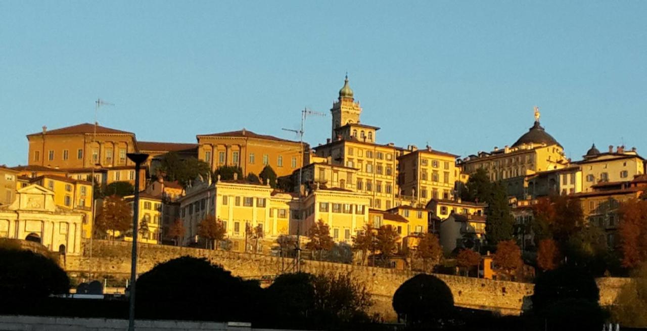 Jackie O' A La Maison Bergamo Buitenkant foto